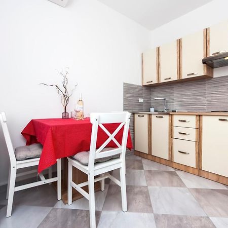 Apartments Vinko Rovinj Exterior photo
